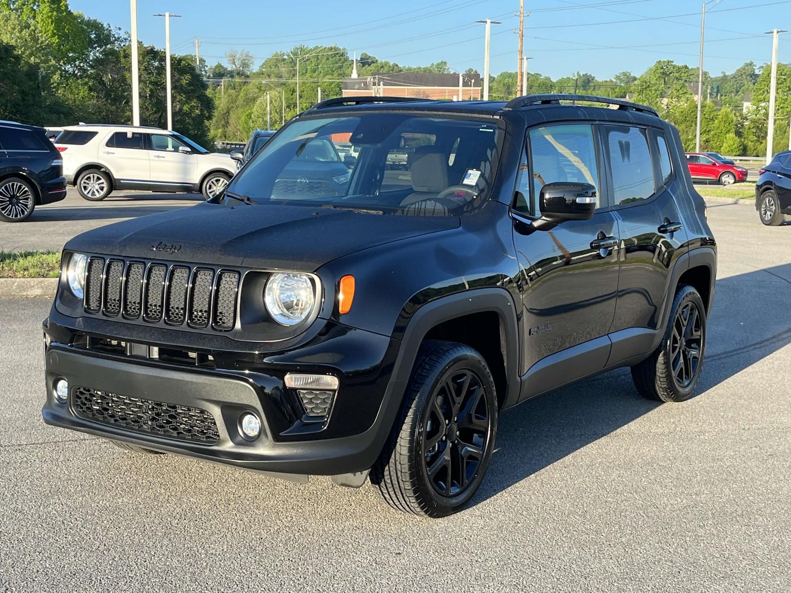 Used 2022 Jeep Renegade Altitude with VIN ZACNJDE11NPN96052 for sale in Clinton, TN