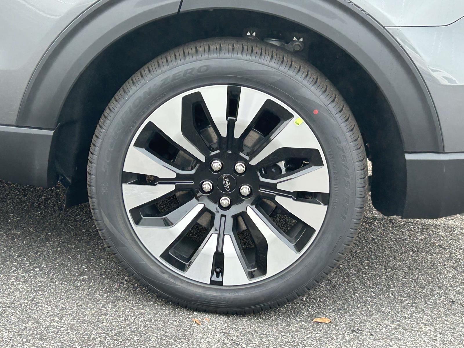 New 2027 Ford Explorer Platinum SUV