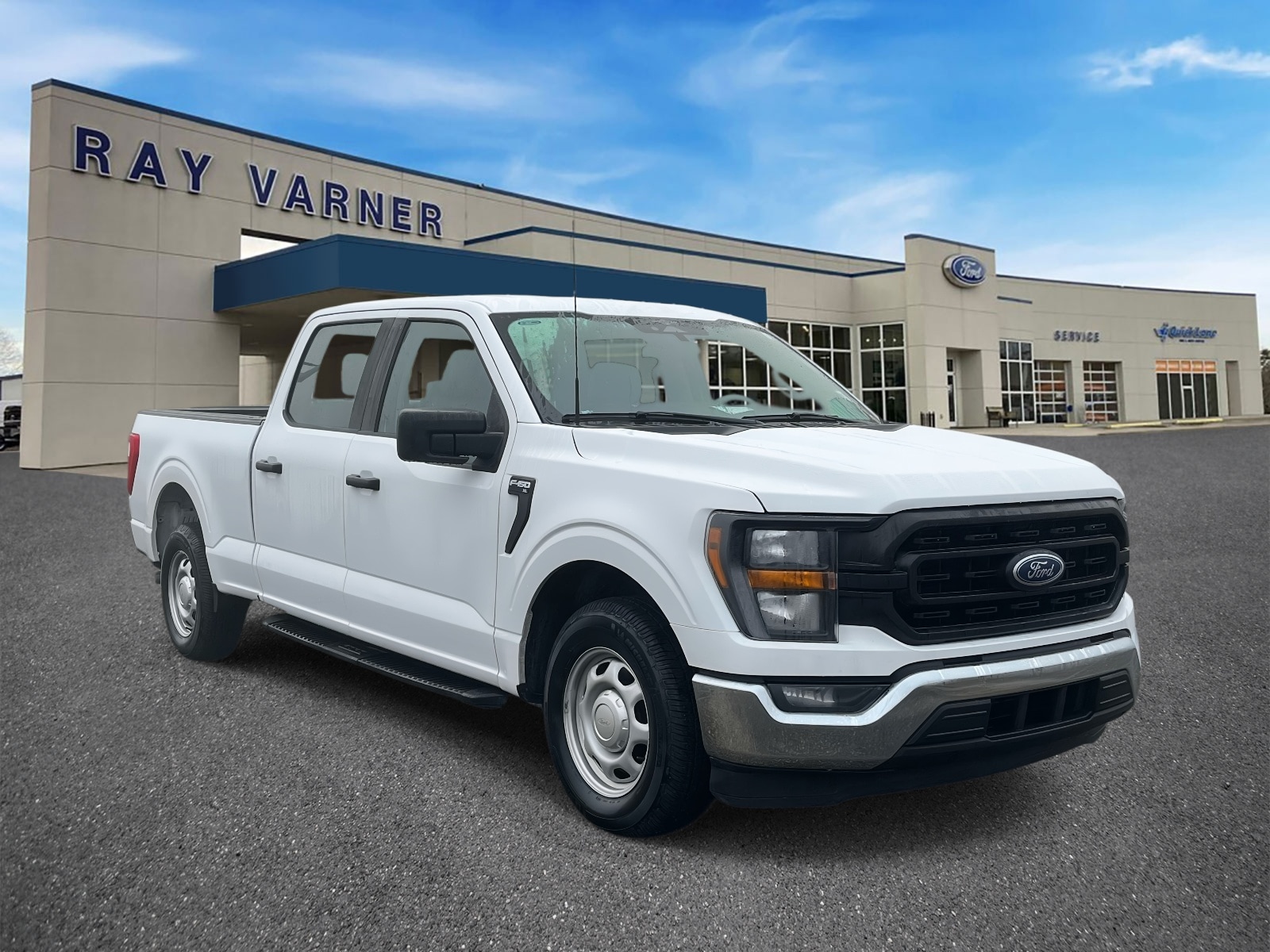 2023 Ford F-150 XL's photo