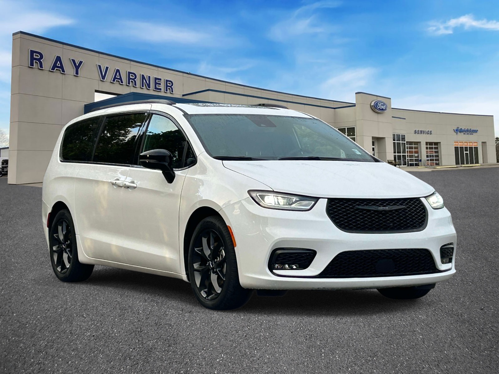  Chrysler Pacifica