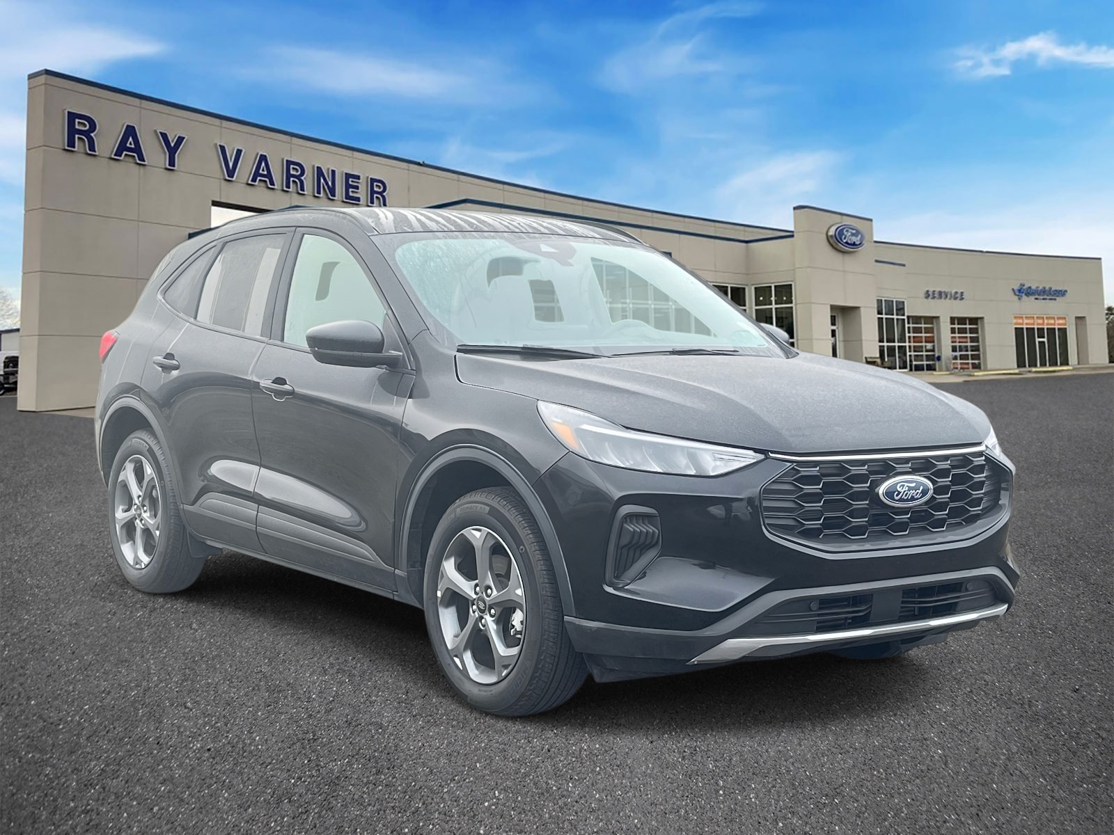 2025 Ford Escape ST-Line's photo