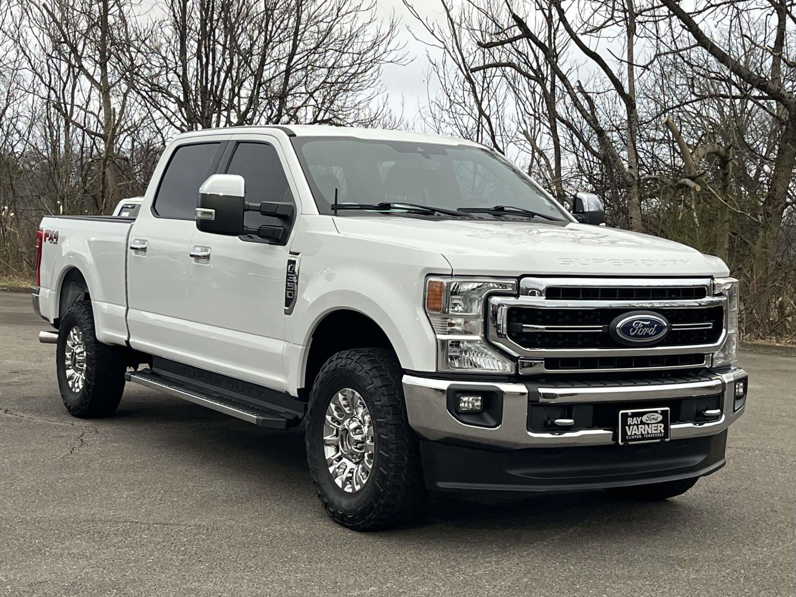 2022 Ford F-350 Super Duty Lariat's photo