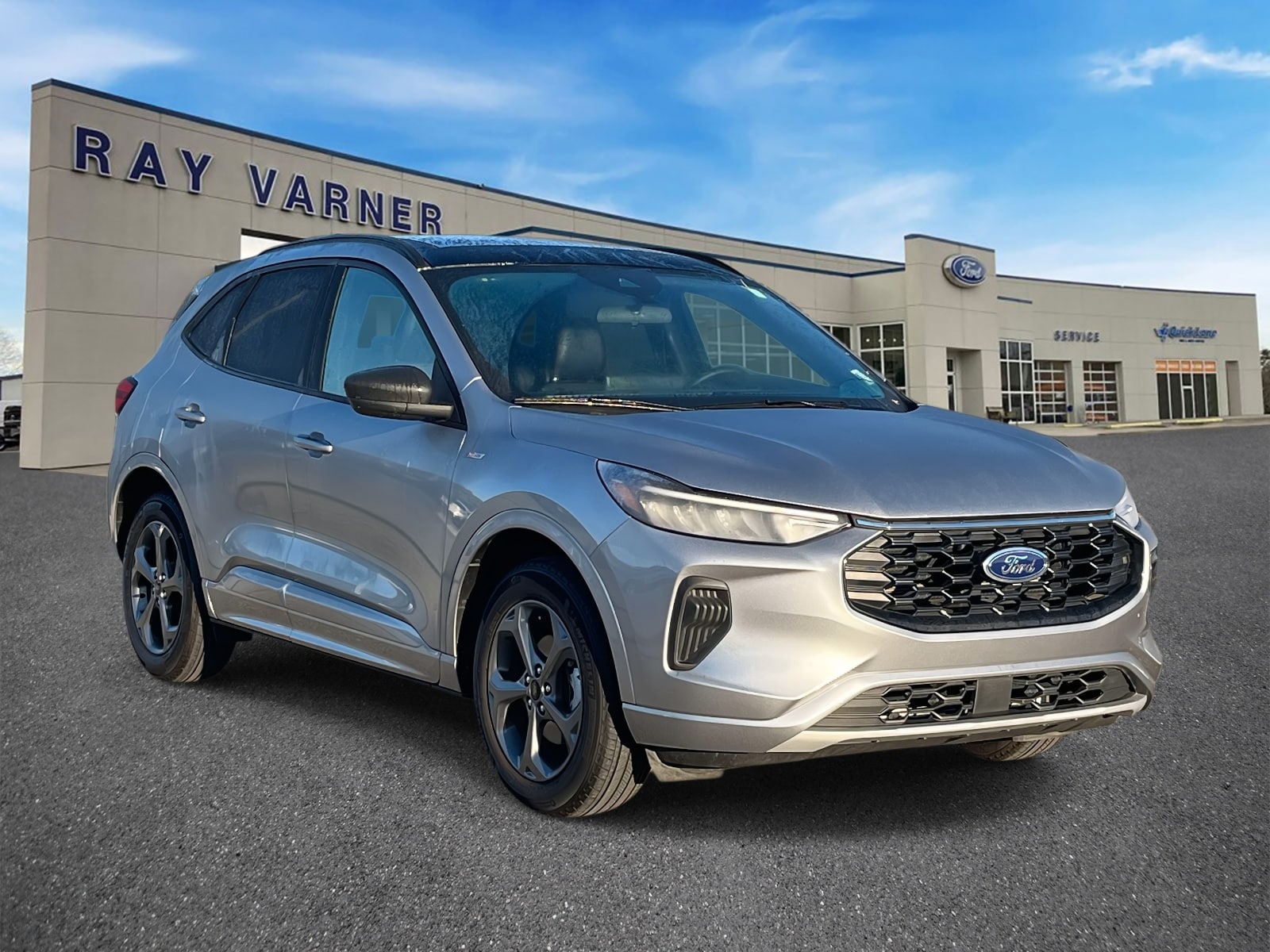 2023 Ford Escape ST-Line's photo