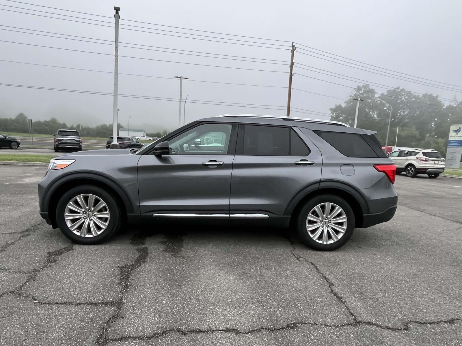 2022 Ford Explorer Limited - Photo 6
