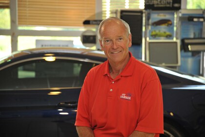 Staff member Lou Gehrig from fdd3053e5fb2