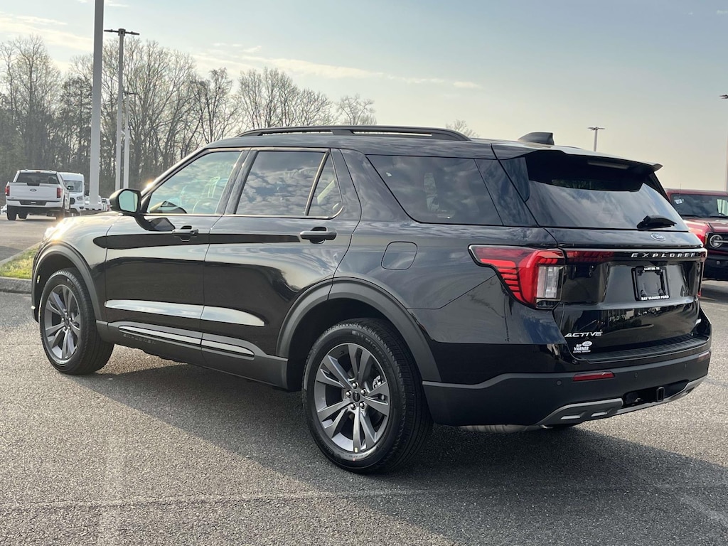 New 2026 Ford Explorer Active SUV