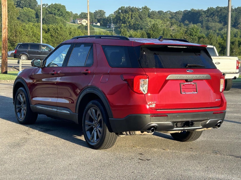 Used 2023 Ford Explorer XLT 4WD Sport Utility