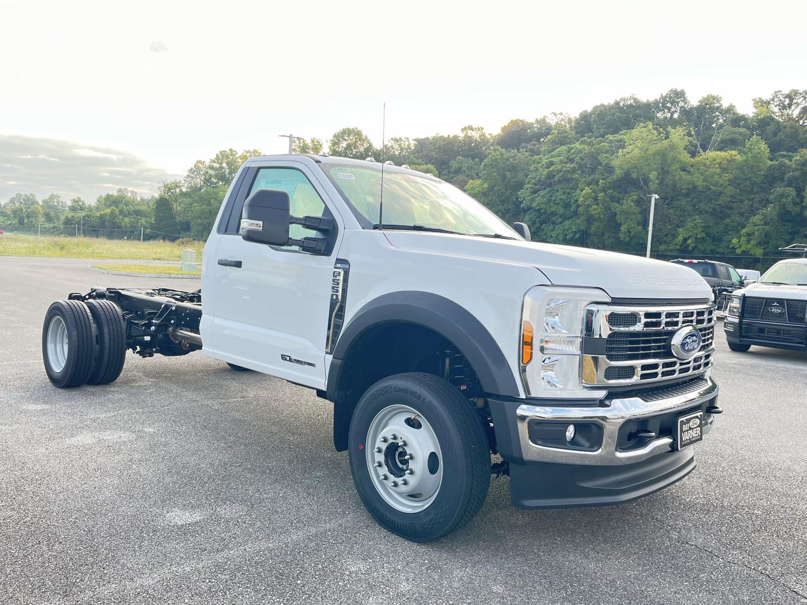 2026 Ford F-550 Super Duty Chassis Cab XL's photo