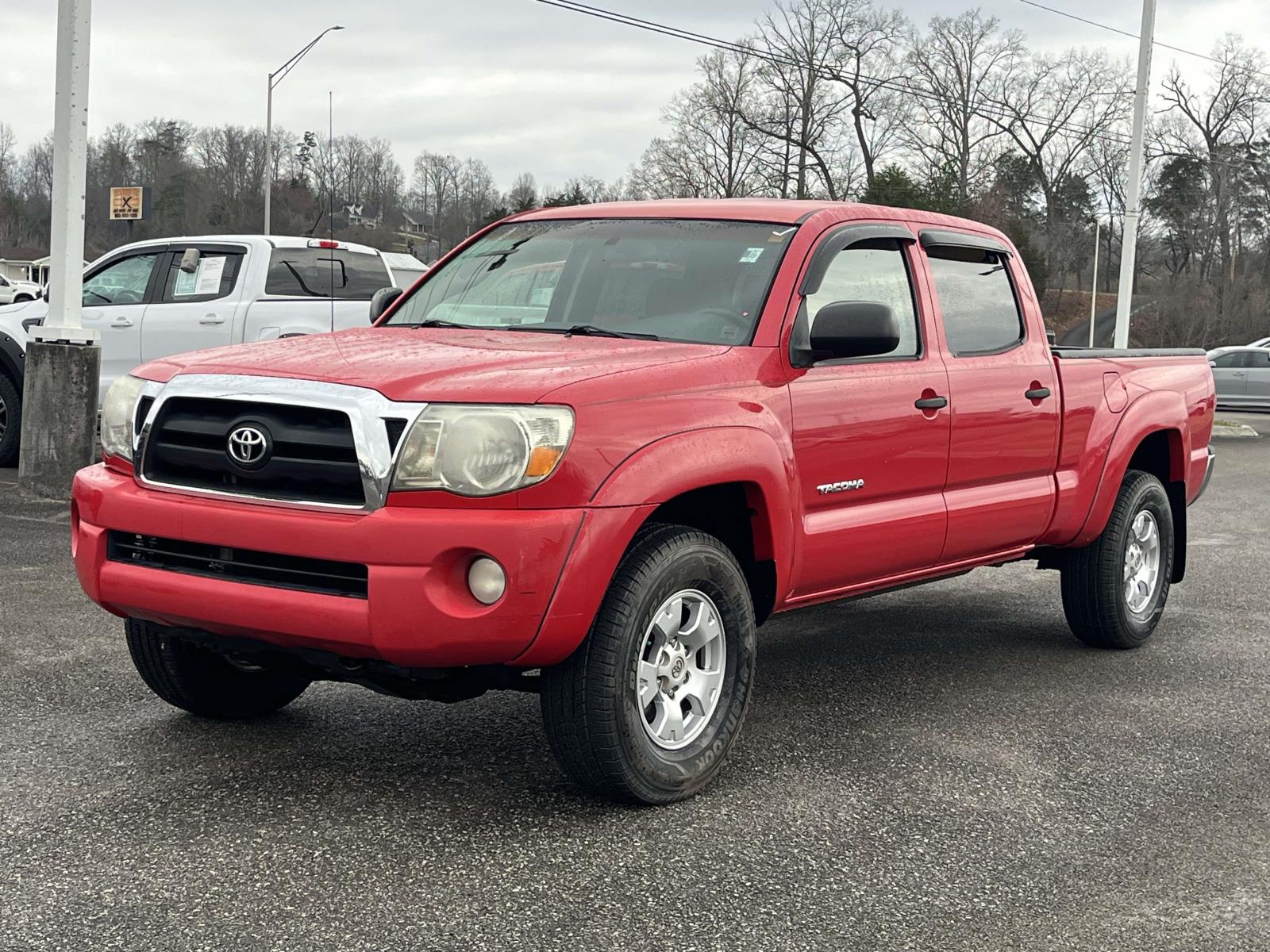 Used 2005 Toyota Tacoma PreRunner with VIN 5TEKU72NX5Z029169 for sale in Clinton, TN