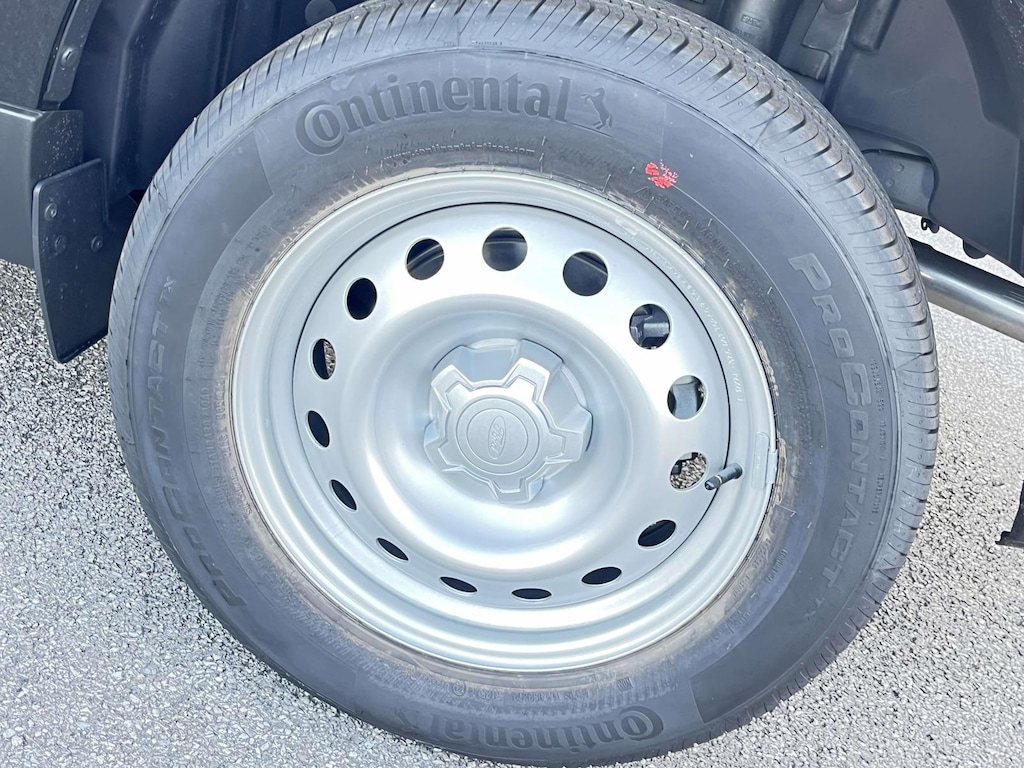 New 2025 Ford Maverick XL TRUCK