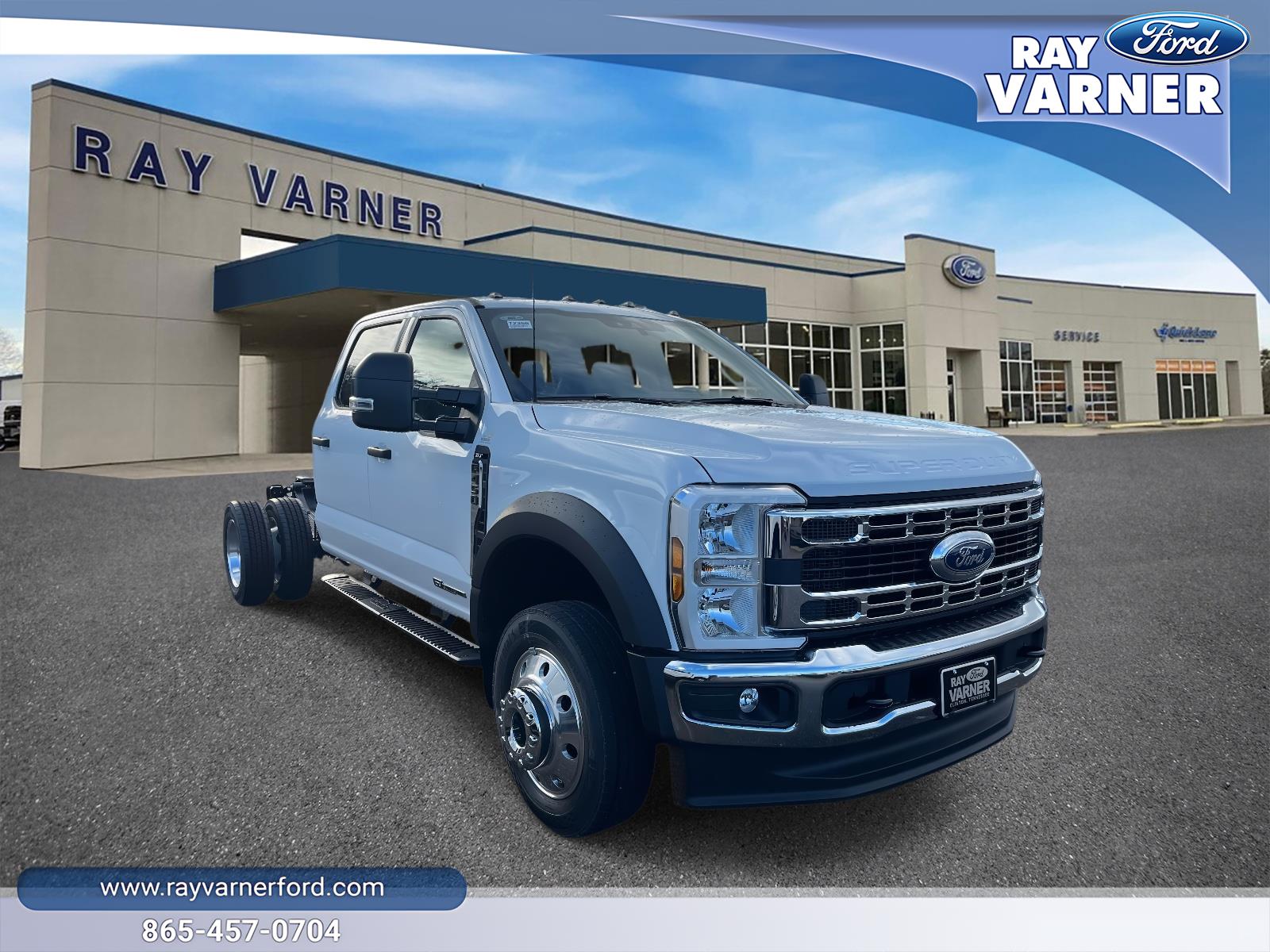 2026 Ford F-450 Super Duty Chassis Cab XLT's photo