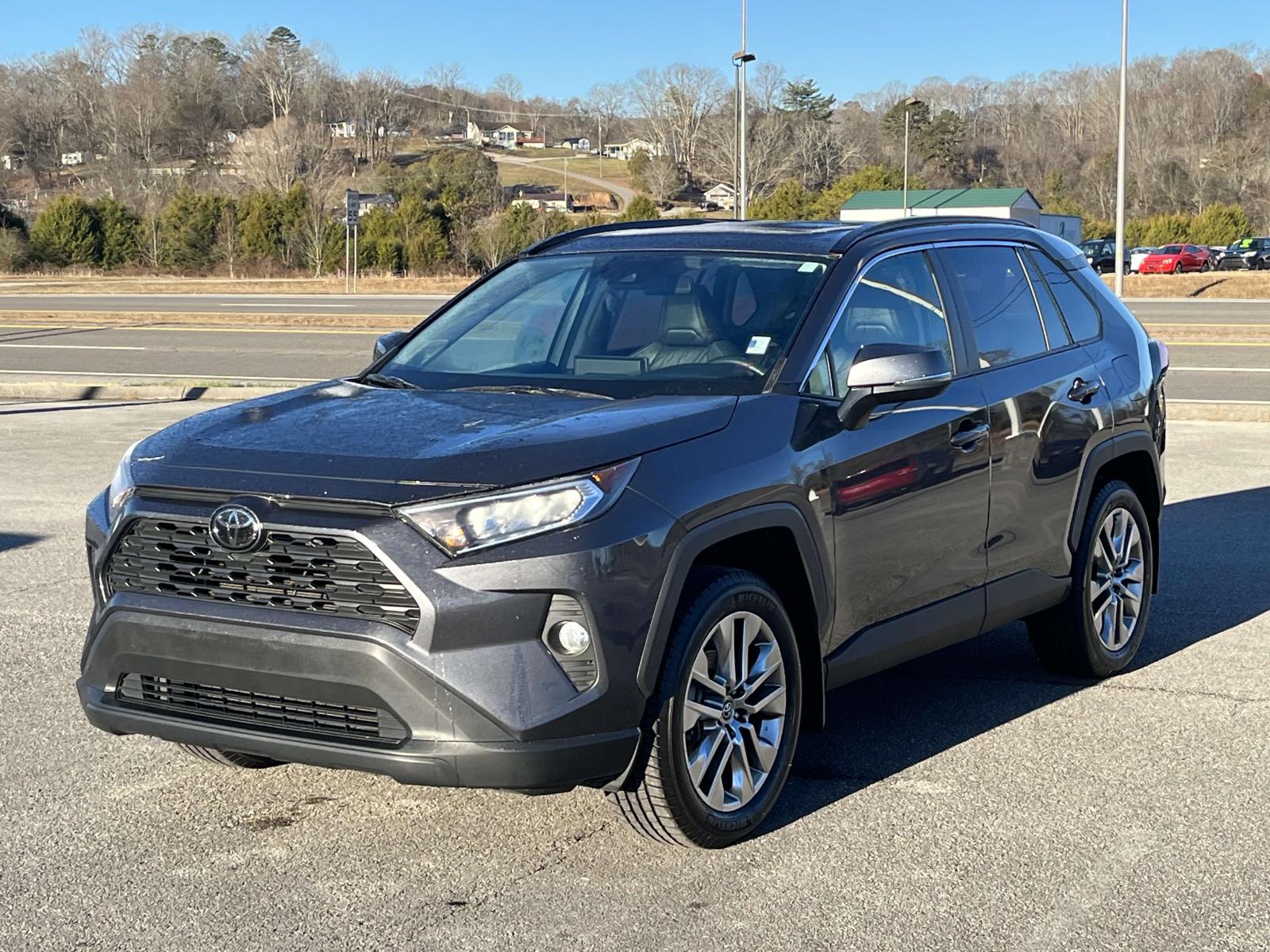 Used 2019 Toyota RAV4 XLE Premium with VIN 2T3A1RFV4KW073203 for sale in Clinton, TN