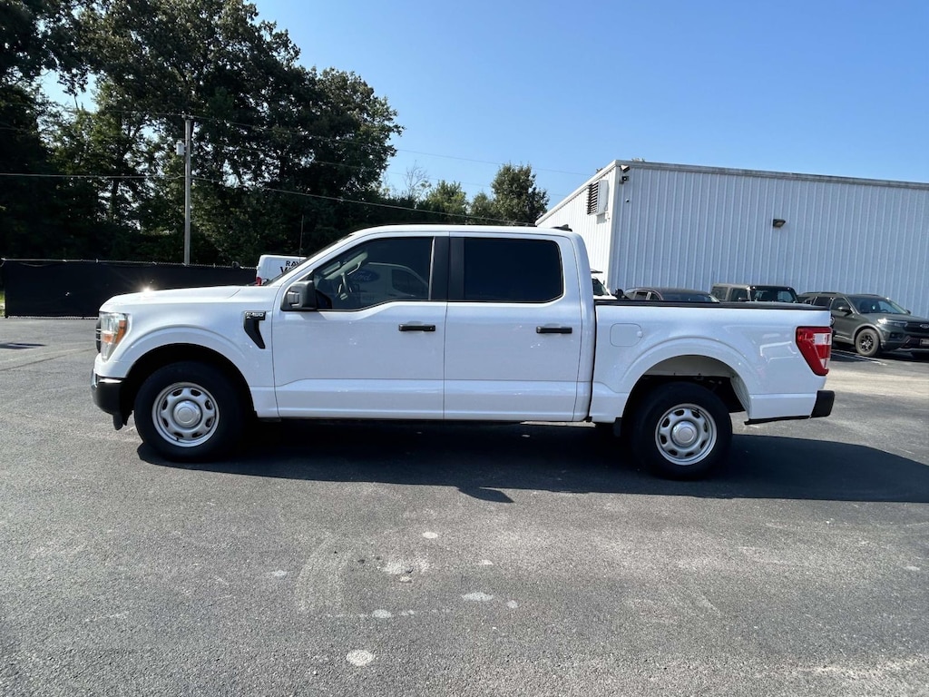 Used 2022 Ford F-150 XL 2WD SuperCrew 5.5 Box Crew Cab Pickup