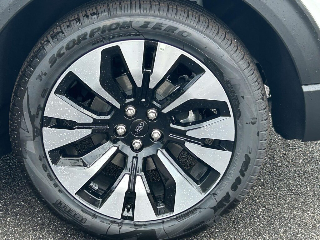 New 2027 Ford Explorer Platinum SUV