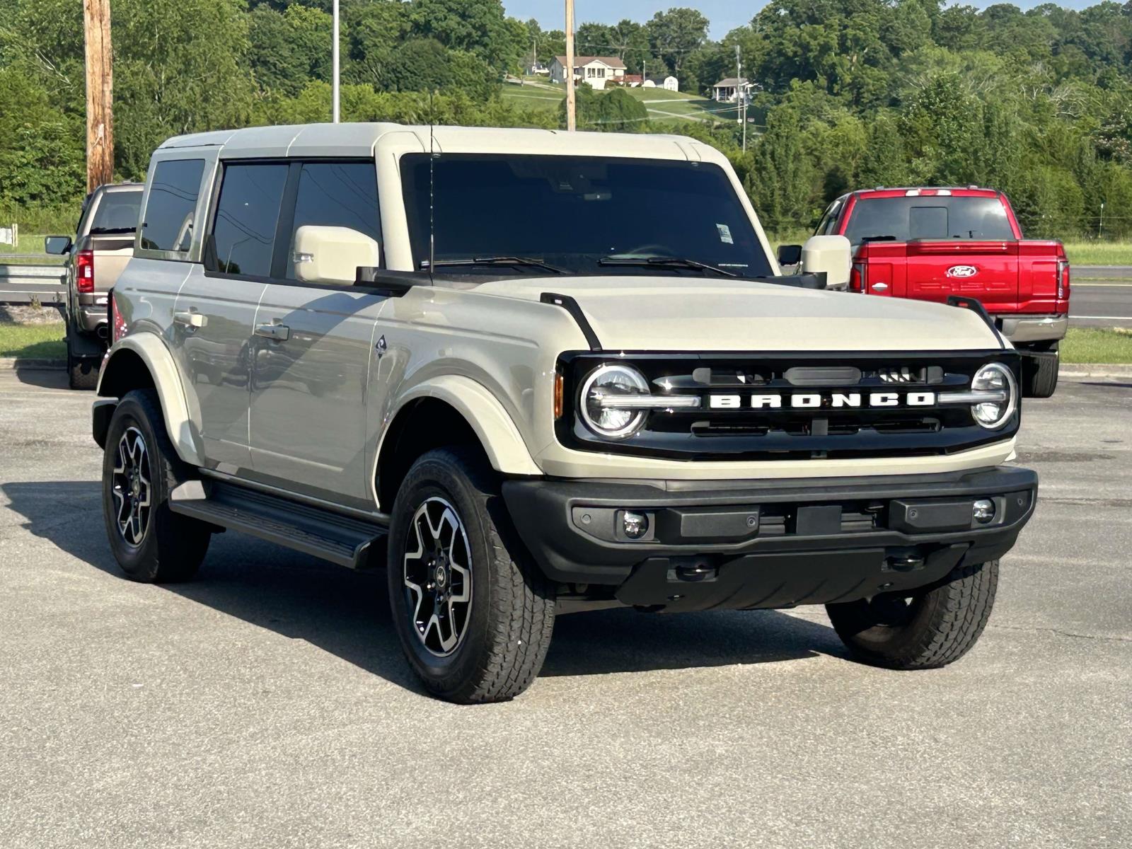 2025 Ford Bronco Outer Banks 4x4's photo