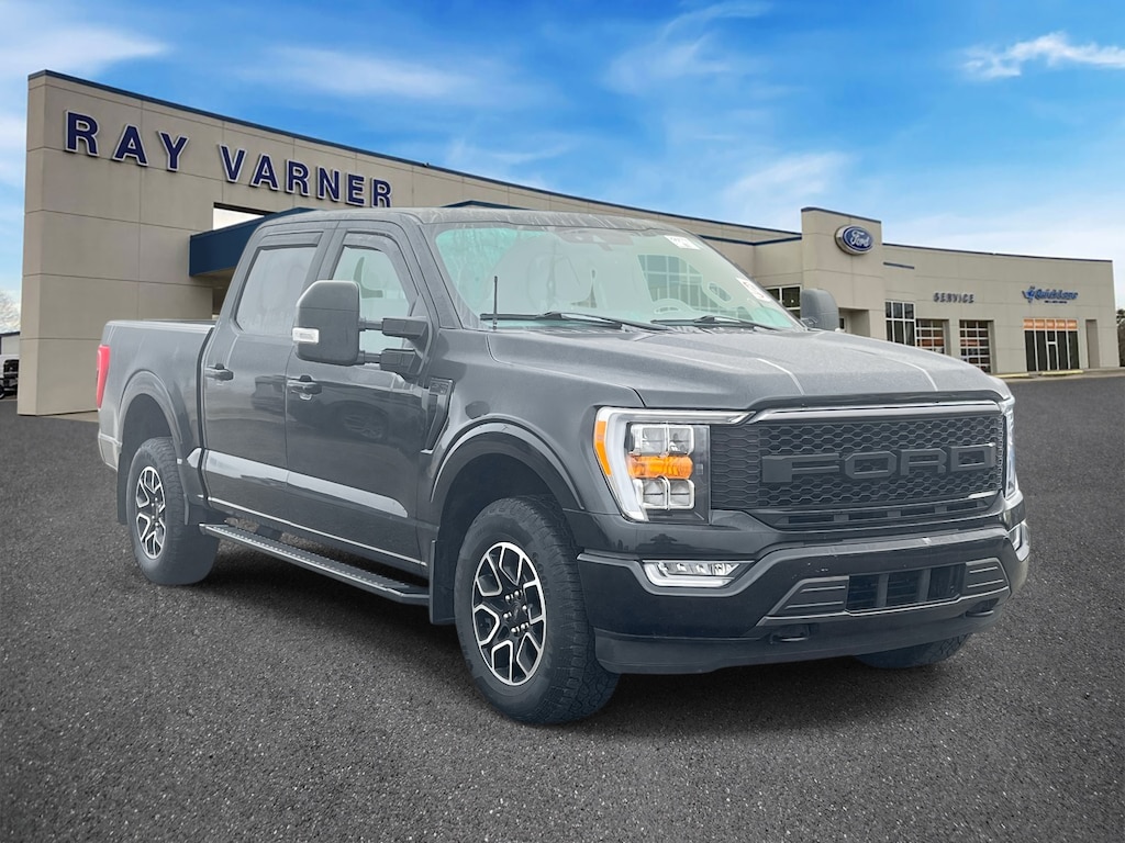 Used 2022 Ford F-150 XLT 4WD SuperCrew 5.5 Box Crew Cab Pickup