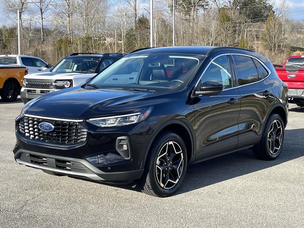 New 2026 Ford Escape Platinum SUV