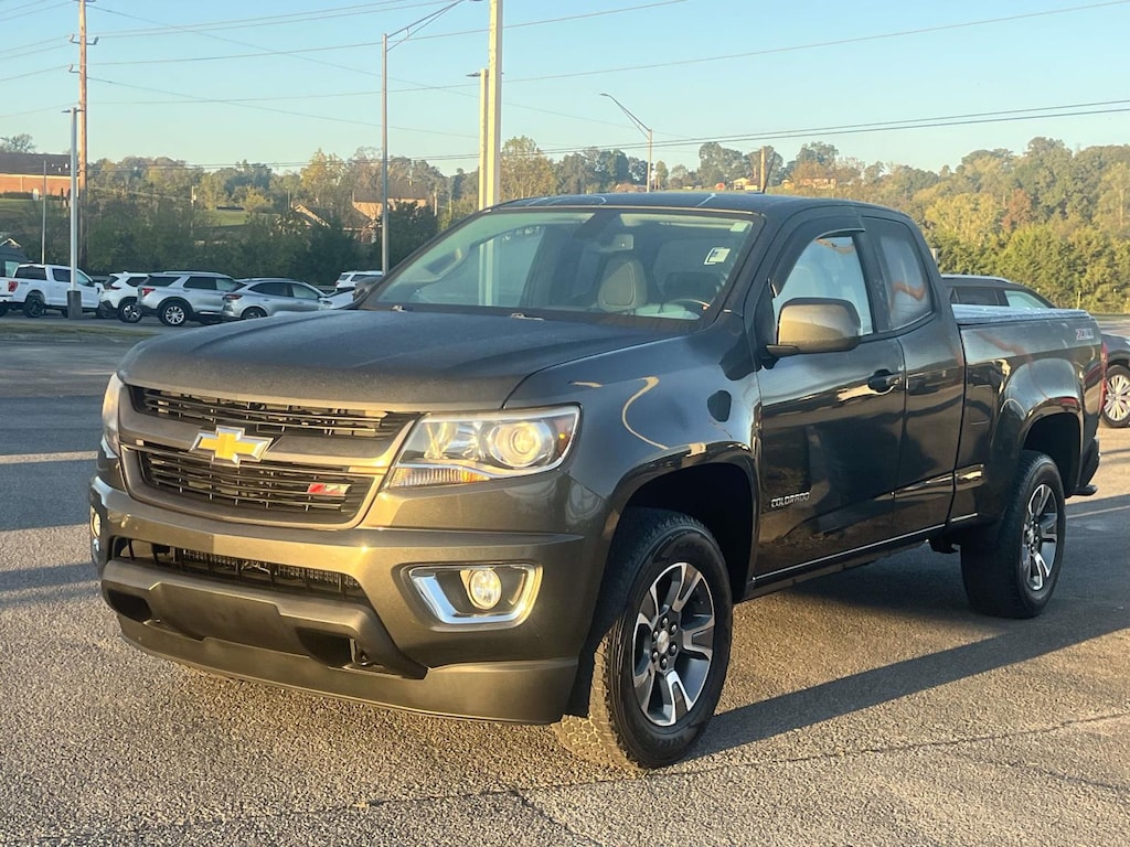 Used 2018 Chevrolet Colorado 4WD Ext Cab 128.3 Z71 Extended Cab Pickup