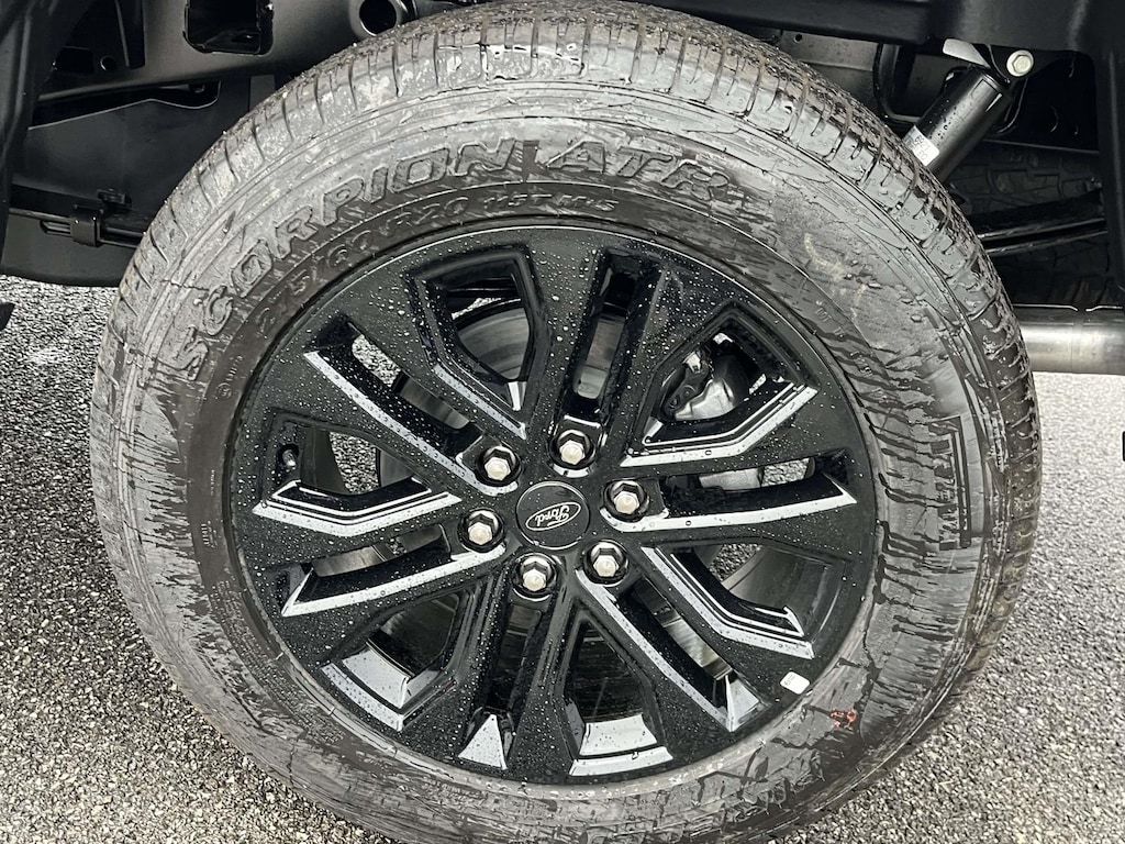 New 2025 Ford F-150 XLT TRUCK