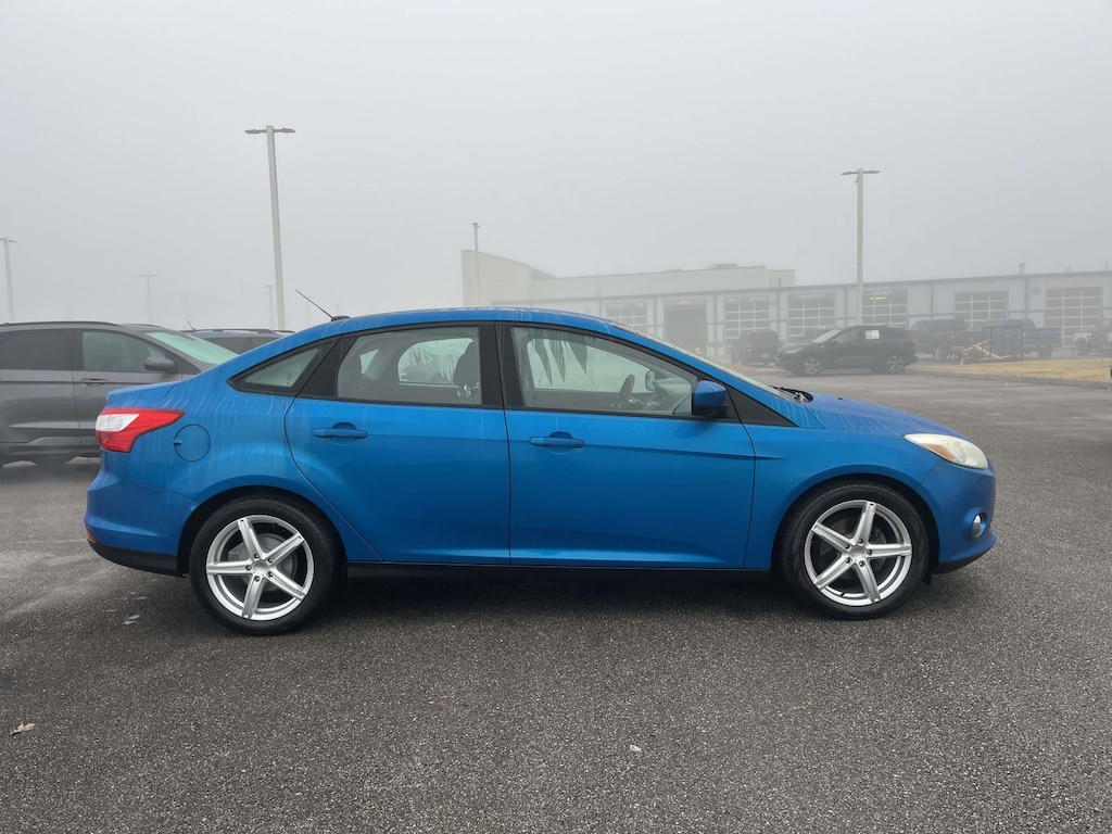 Used 2012 Ford Focus SE Sedan