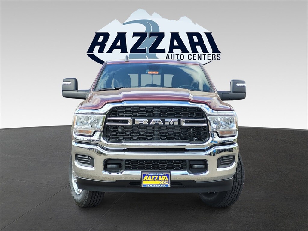 2024 Ram 3500 Tradesman photo 2