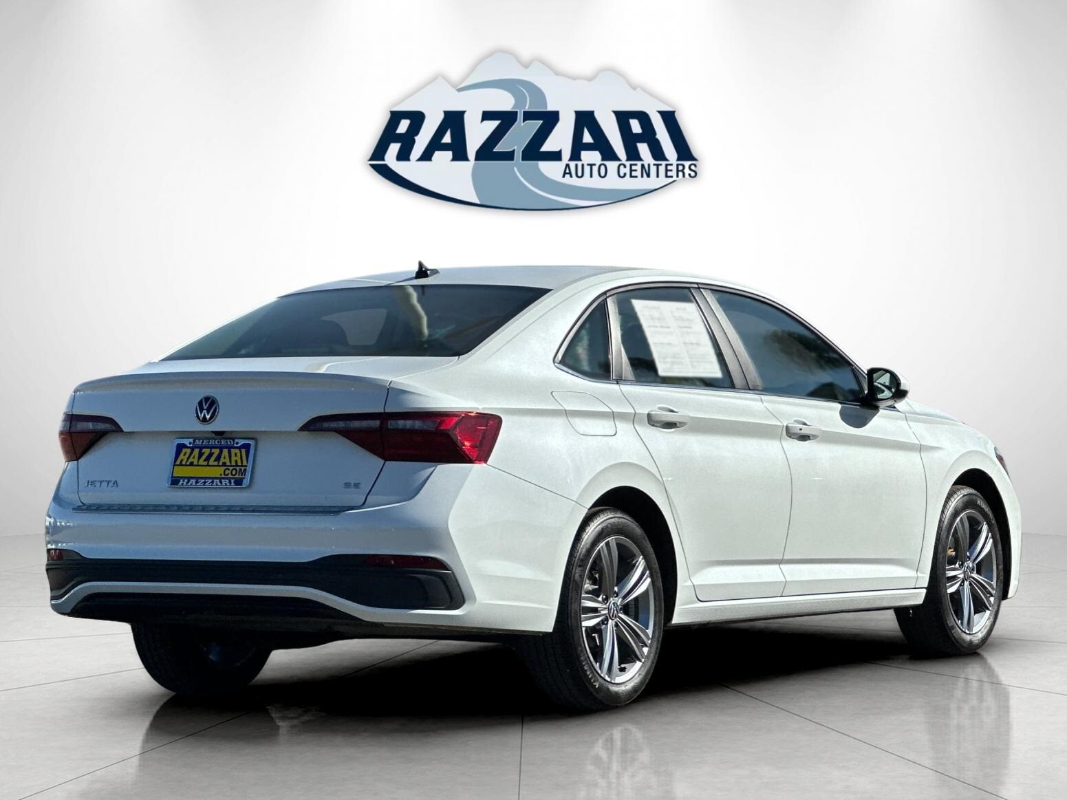 2024 Volkswagen Jetta 1.5T SE photo 2