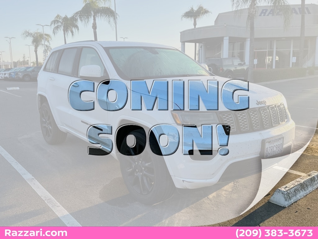 Used 2021 Jeep Grand Cherokee Laredo SUV