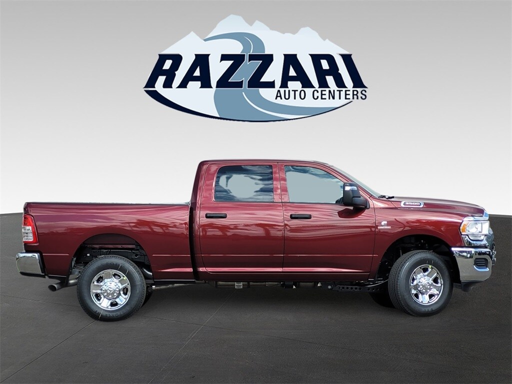2024 Ram 3500 Tradesman photo 4