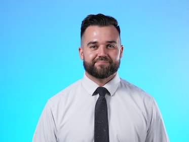 Staff member Eric Loera from ID_b6b2fb