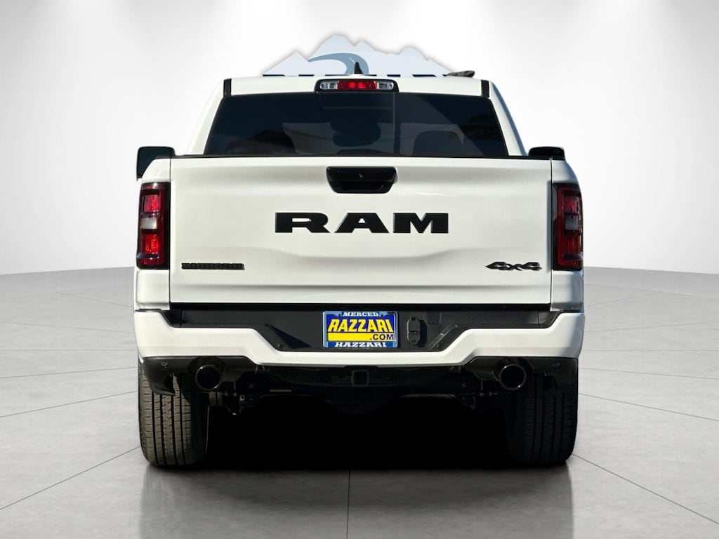 New 2026 Ram 1500 BIG HORN CREW CAB 4X4 5'7 BOX Pickup