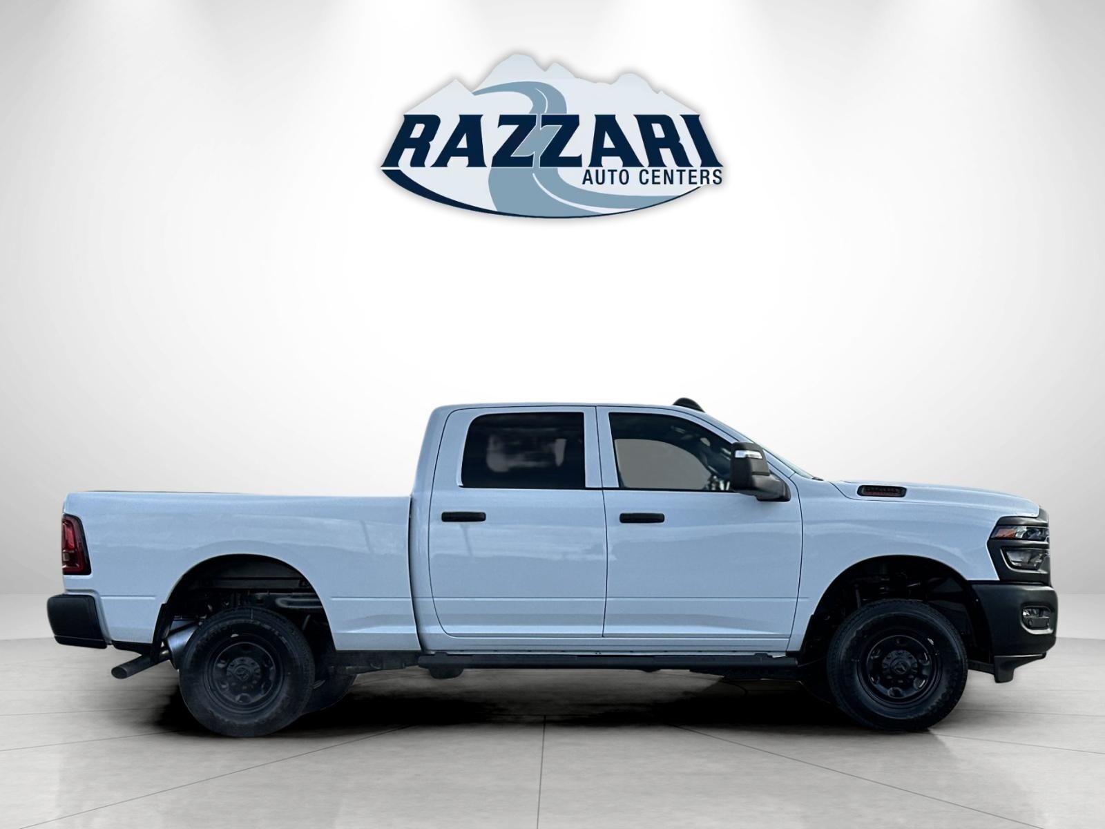 2025 Ram 2500 Tradesman photo 2