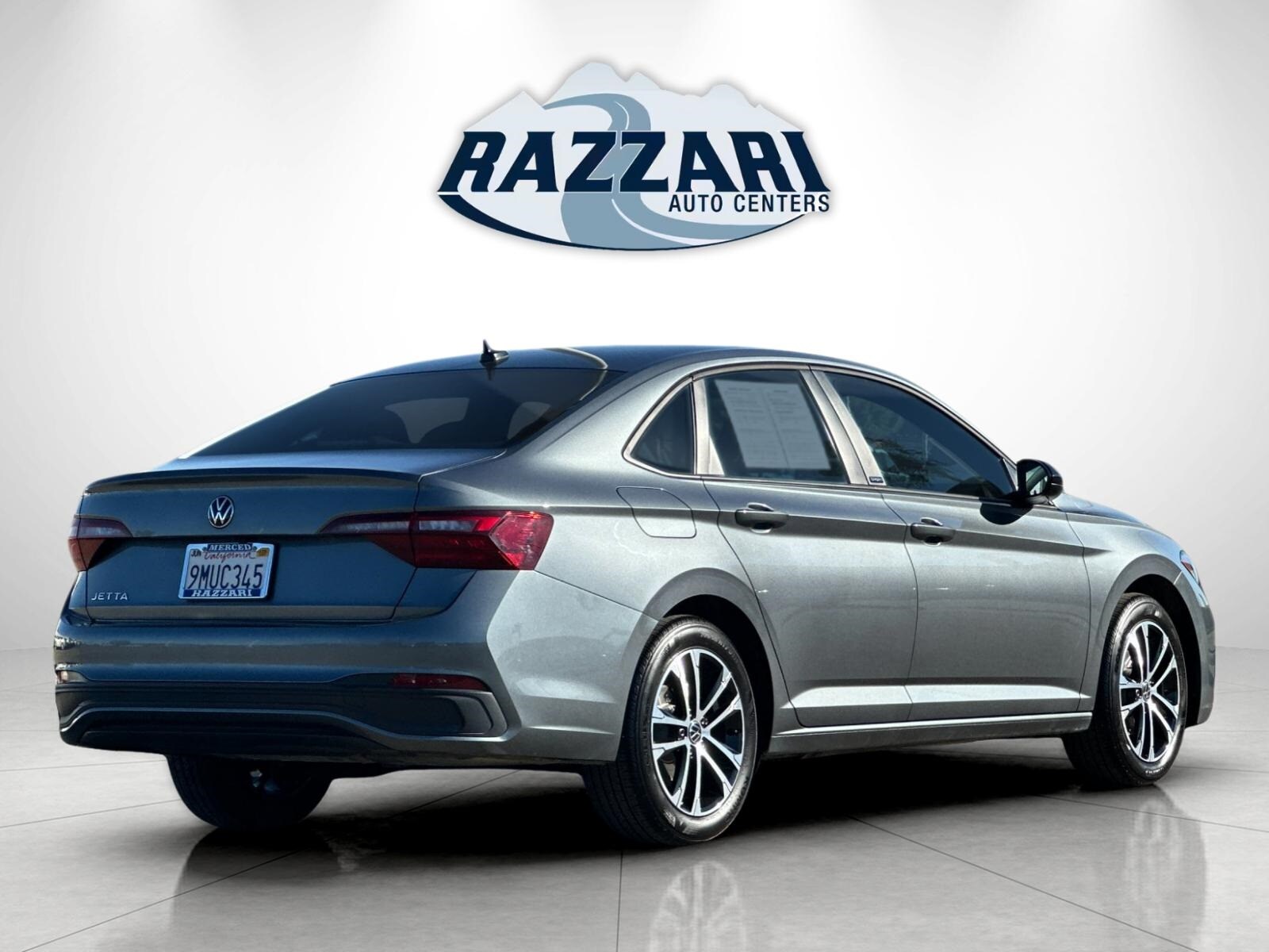 2024 Volkswagen Jetta 1.5T Sport photo 3