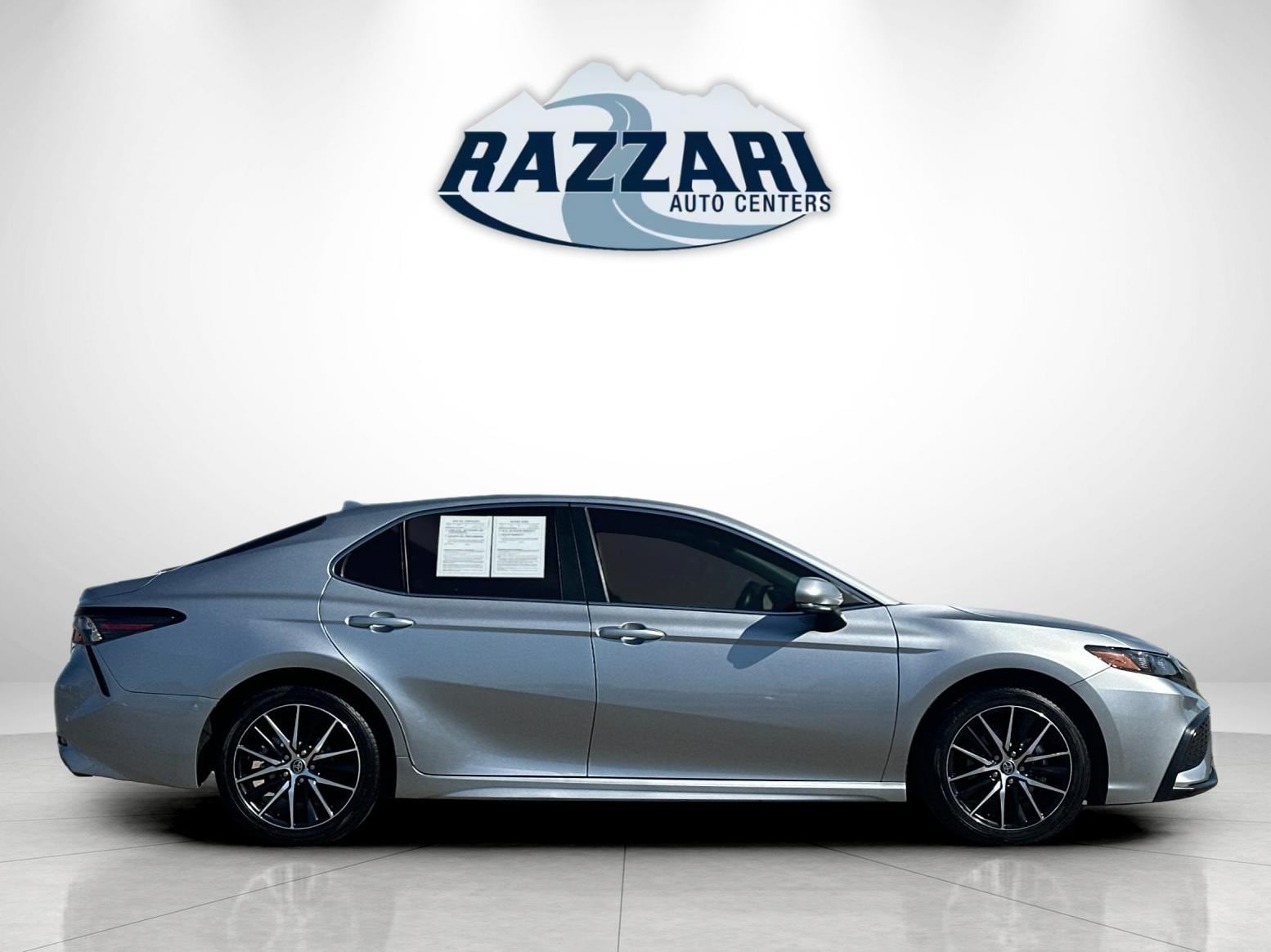 Used 2022 Toyota Camry SE with VIN 4T1G11AK7NU626559 for sale in Merced, CA