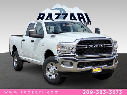 2024 Ram 3500 TRADESMAN CREW CAB 4X4 6'4 BOX Pickup