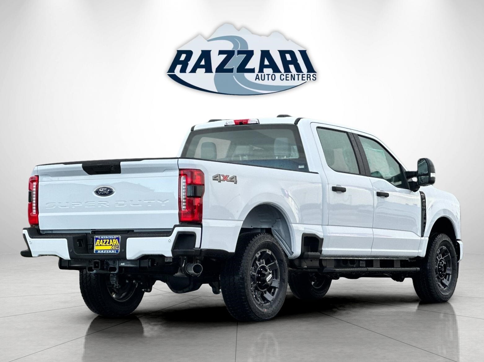 2025 Ford F-250 XL photo 3