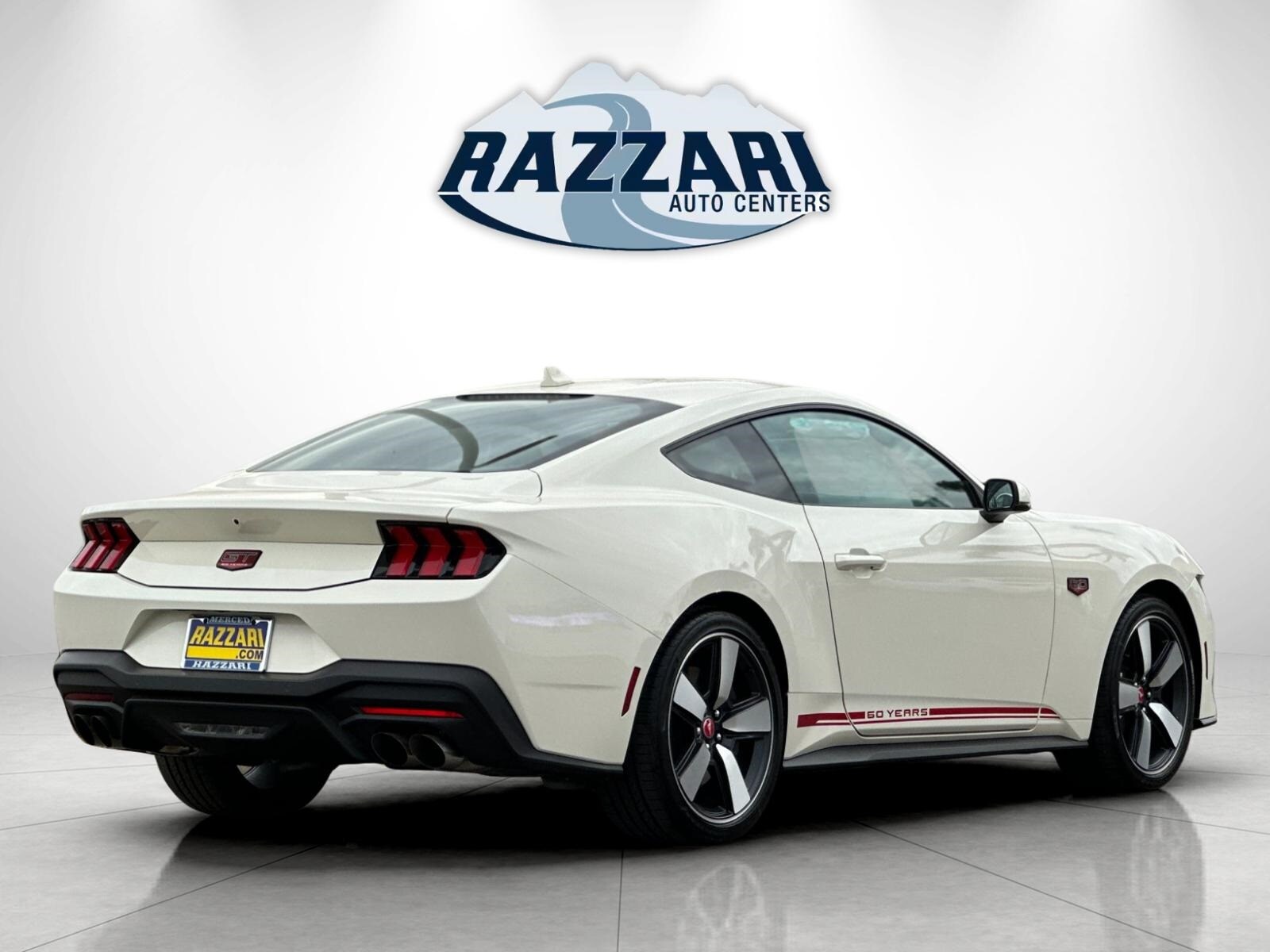2025 Ford Mustang GT Premium photo 3