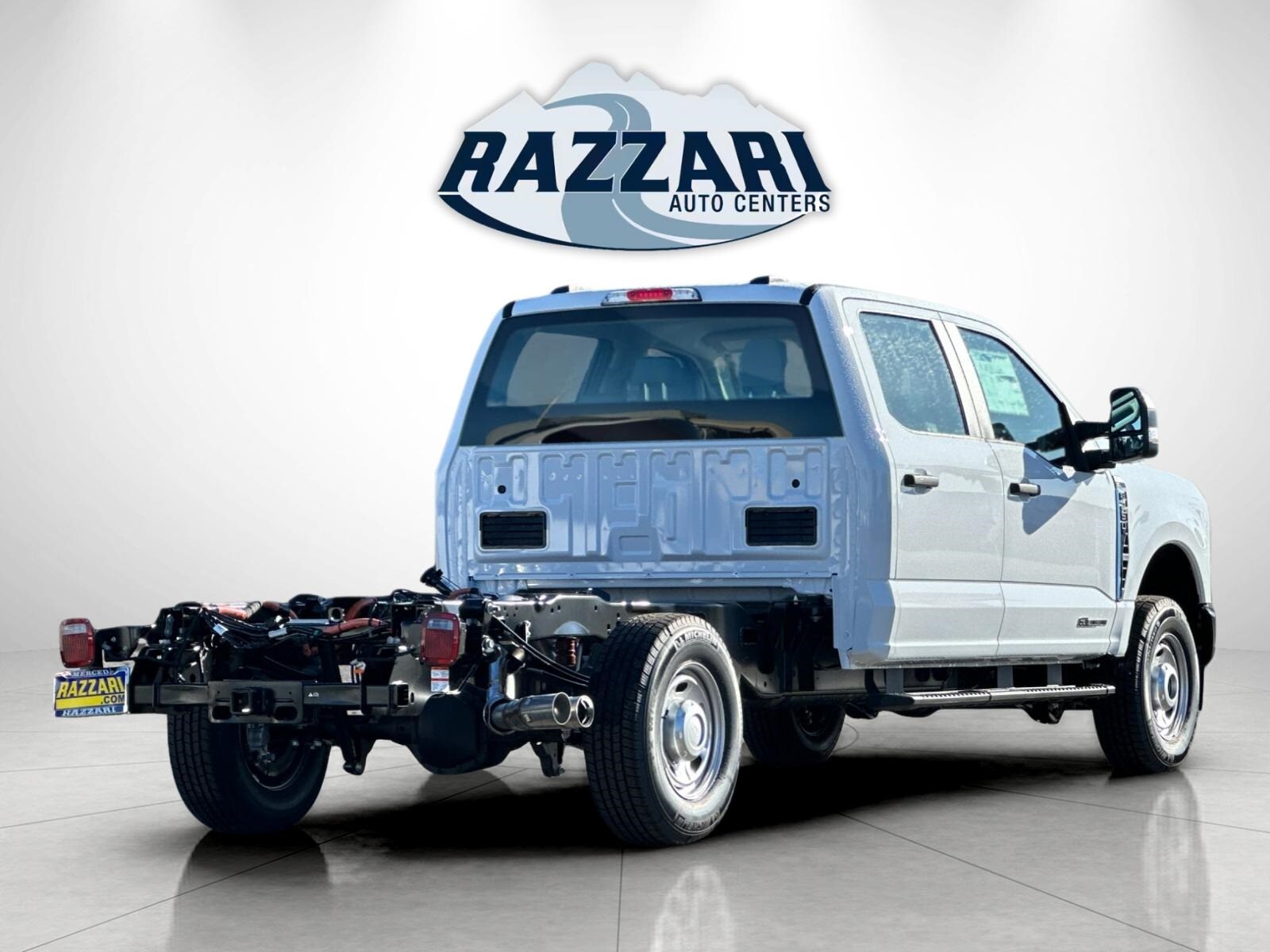 2025 Ford F-250 XL photo 3