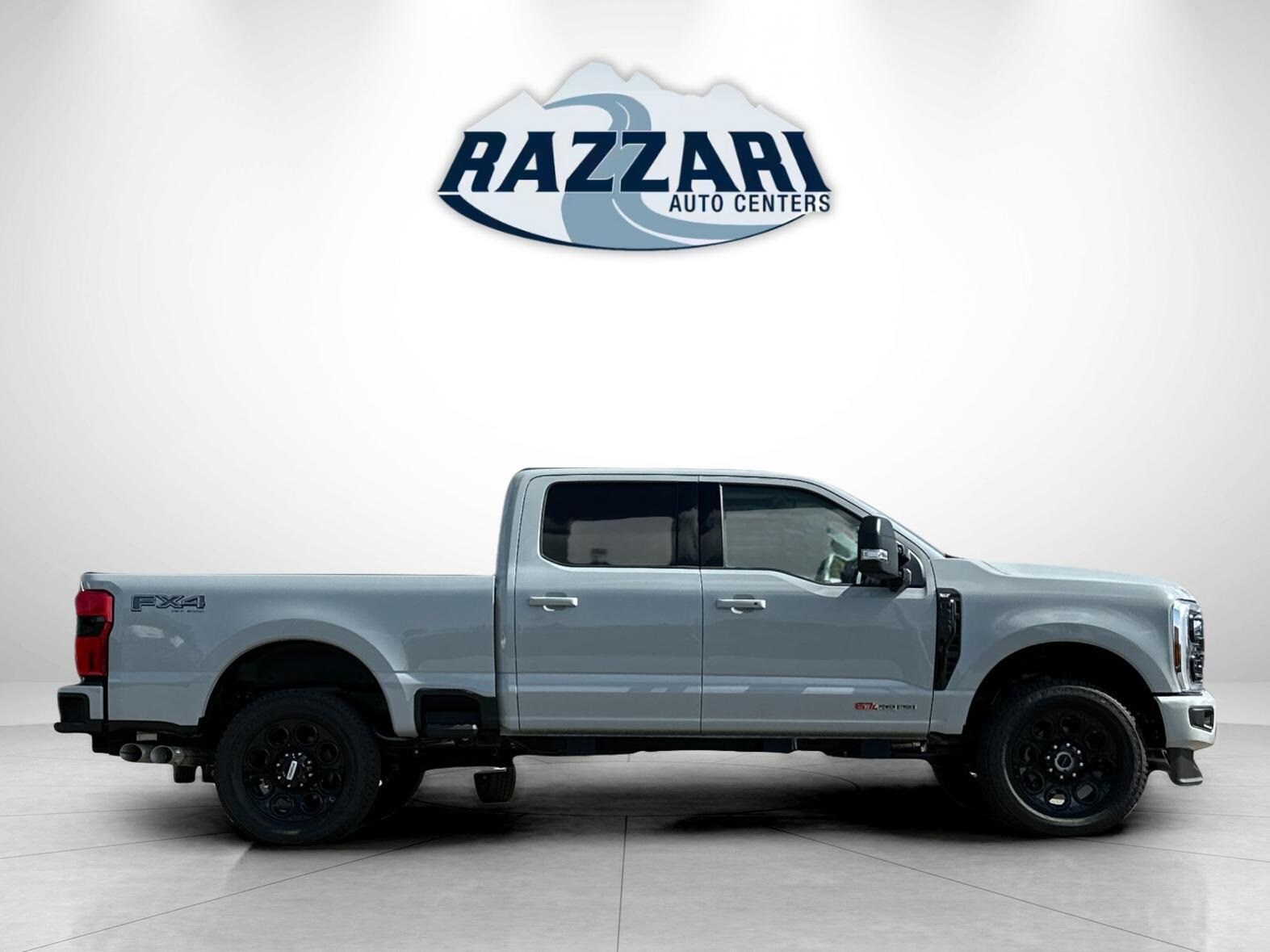 2025 Ford F-250 XLT photo 2