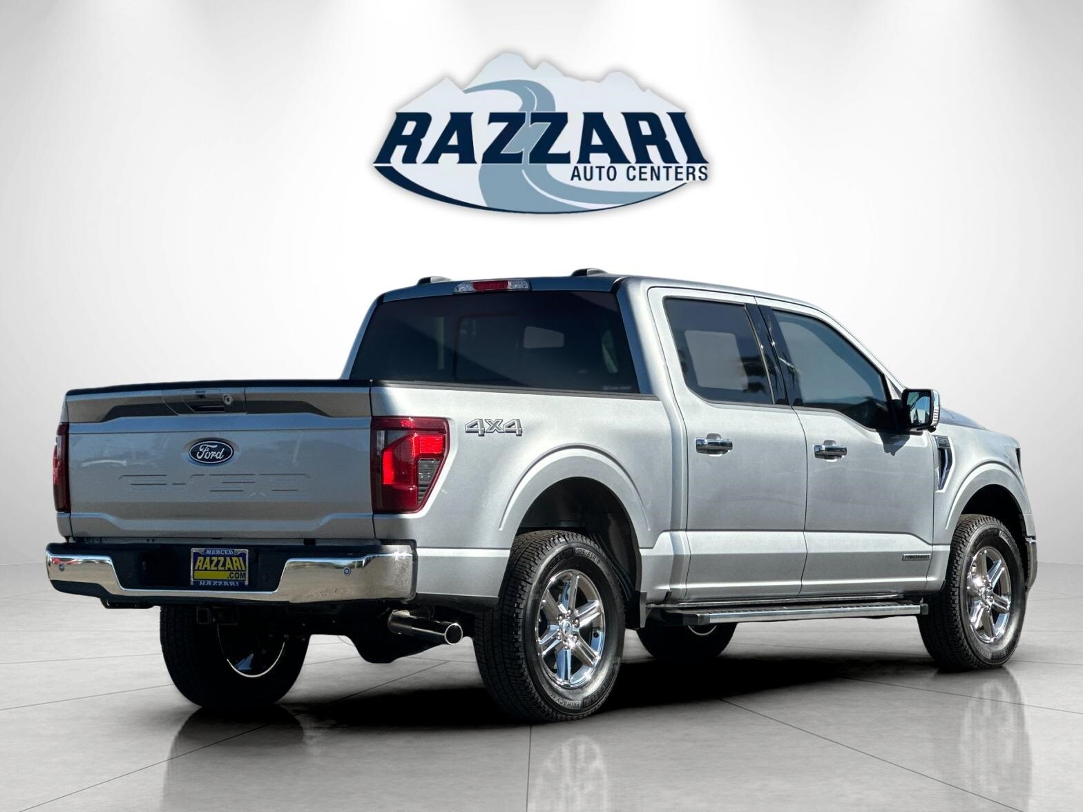 2025 Ford F-150 XLT photo 3