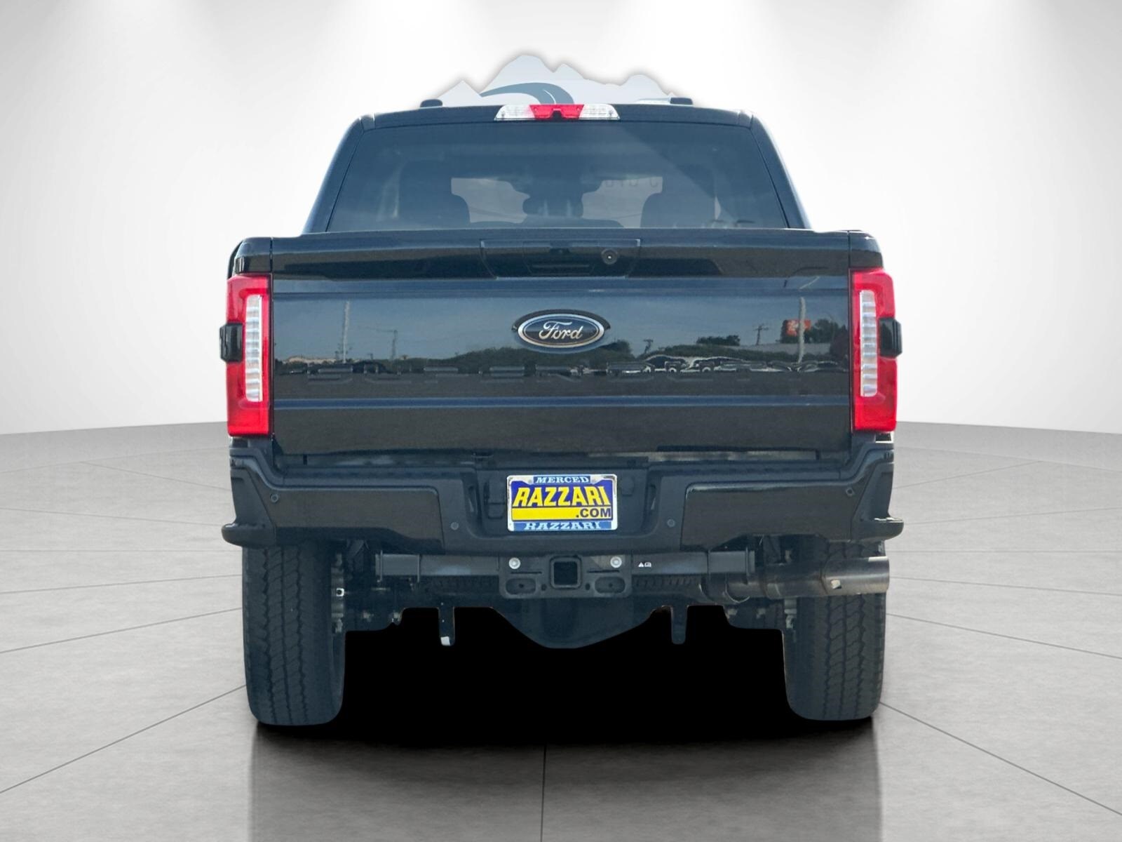 2025 Ford F-250 XLT photo 4