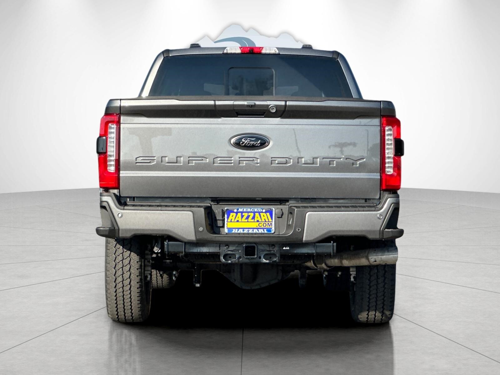 2025 Ford F-250 Lariat photo 4