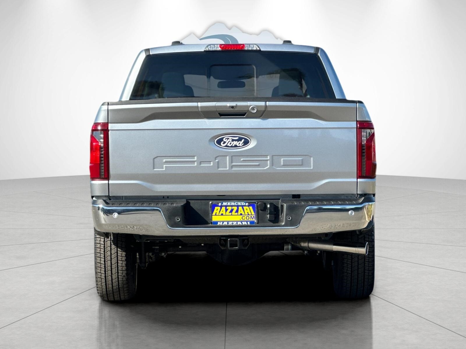 2025 Ford F-150 XLT photo 4