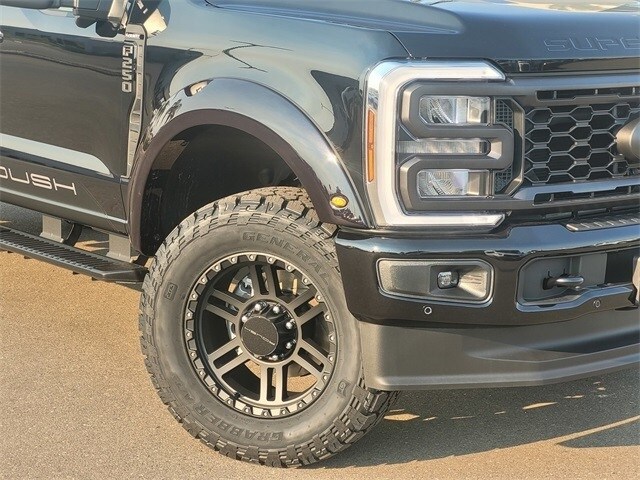 2024 Ford F-250 Lariat photo 3