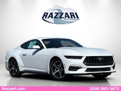 2025 Ford Mustang Ecoboost Fastback CAR
