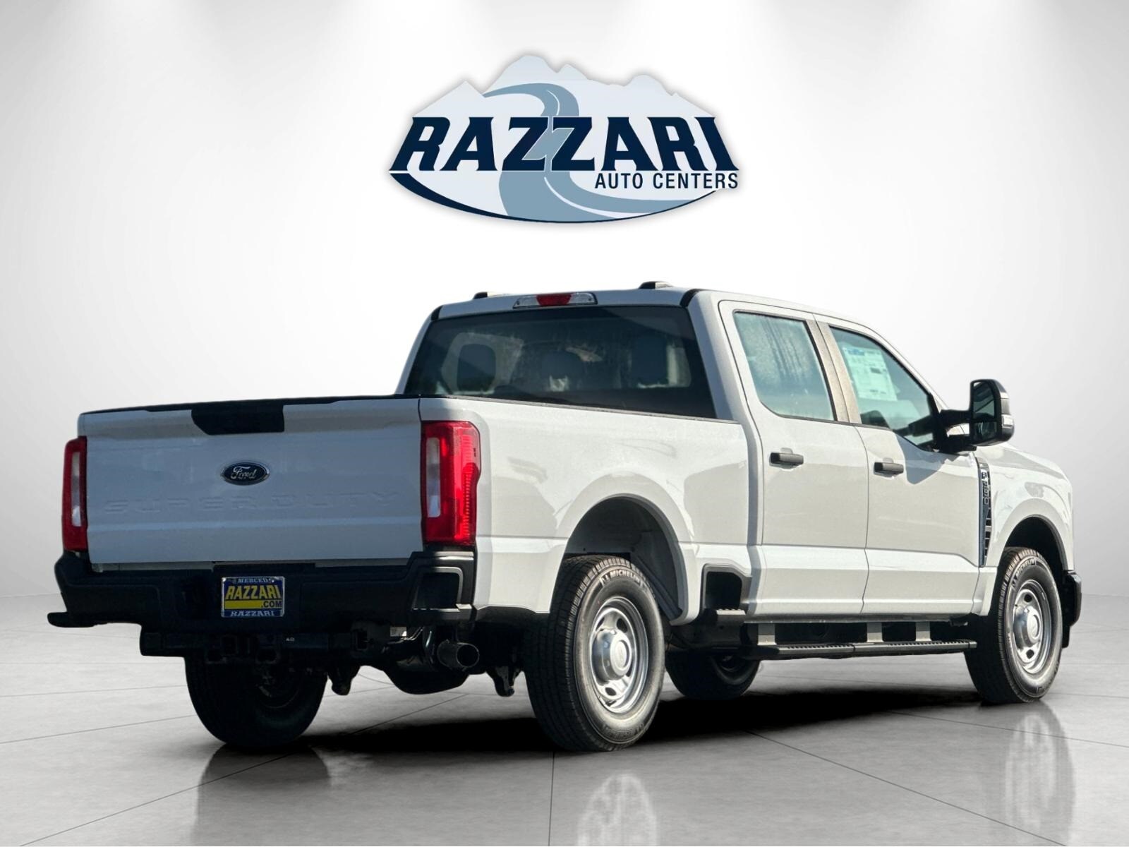2025 Ford F-350 XL photo 3