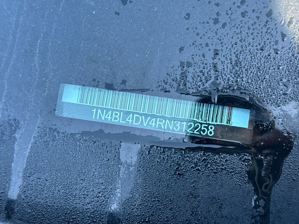 Used 2024 Nissan Altima 2.5 SV Sedan