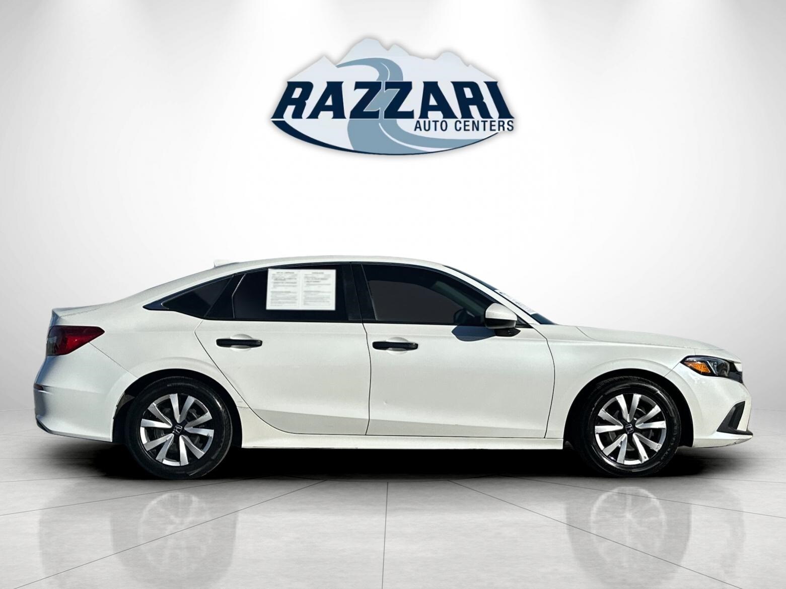 2022 Honda Civic LX photo 2