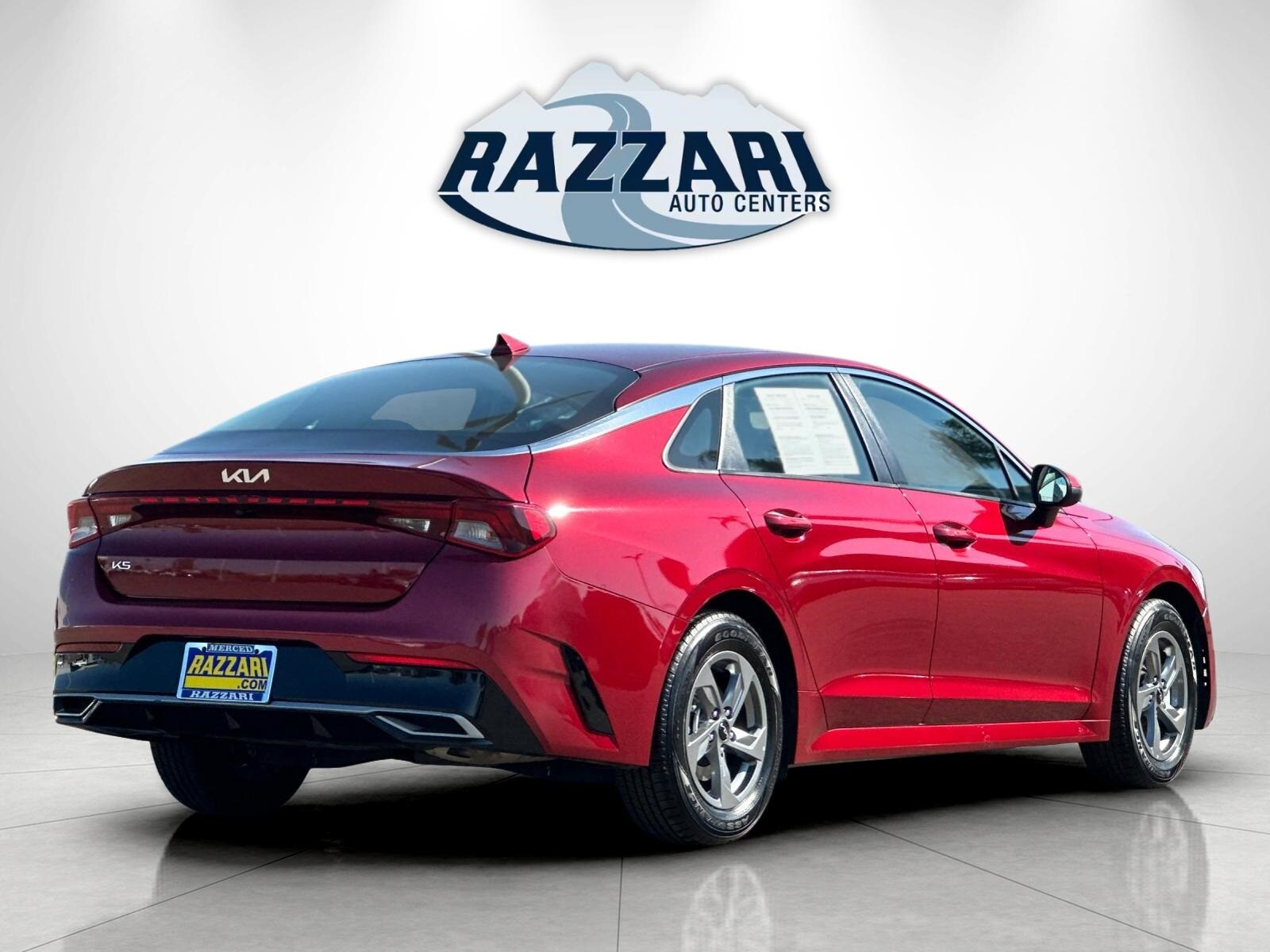 2023 Kia K5 LXS photo 3