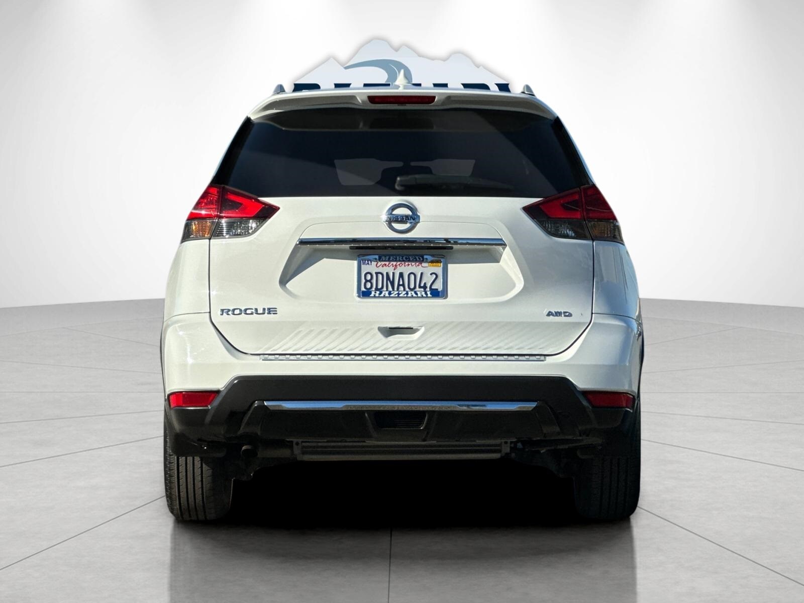 2017 Nissan Rogue S photo 3