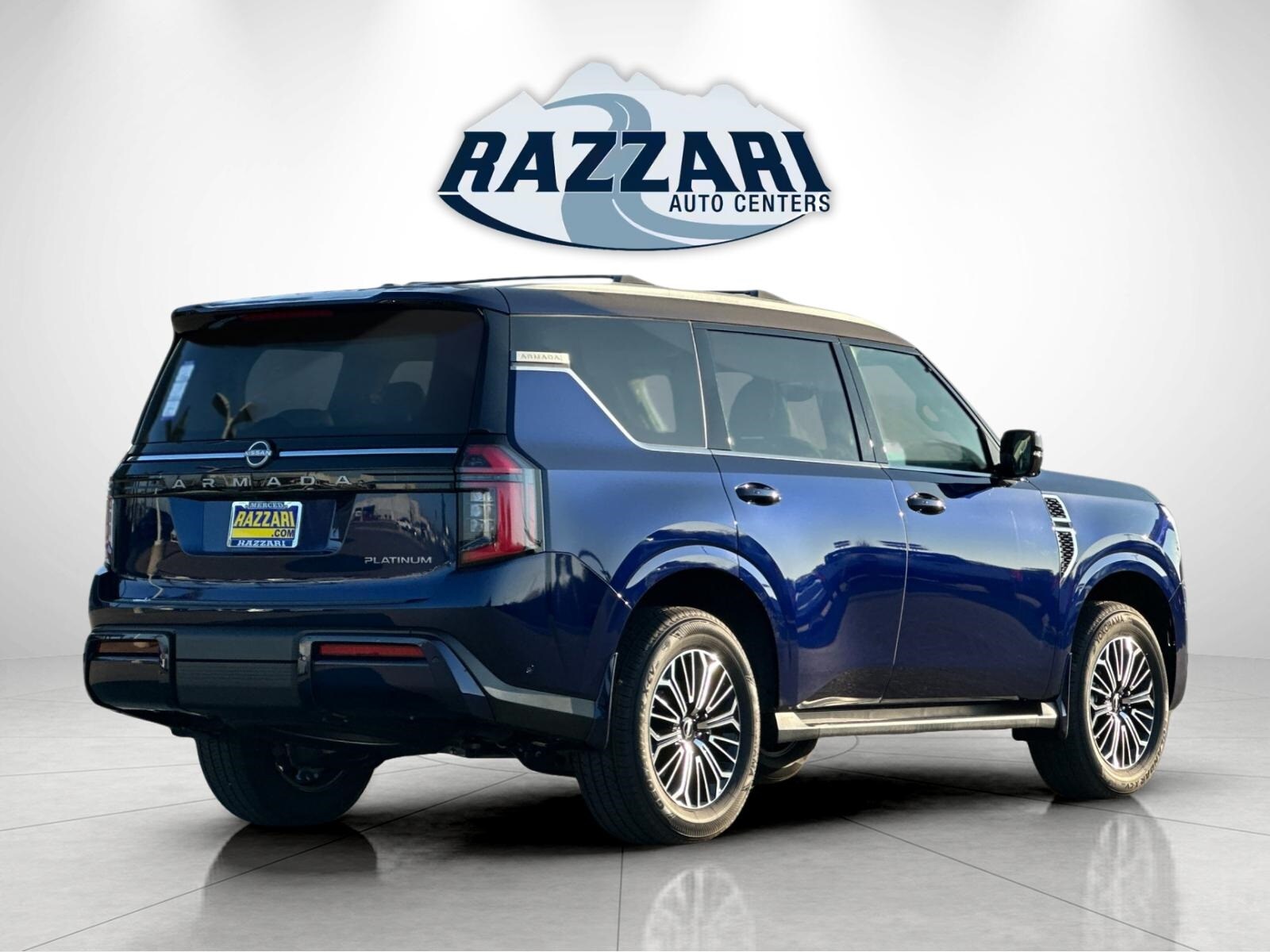 2025 Nissan Armada Platinum photo 3